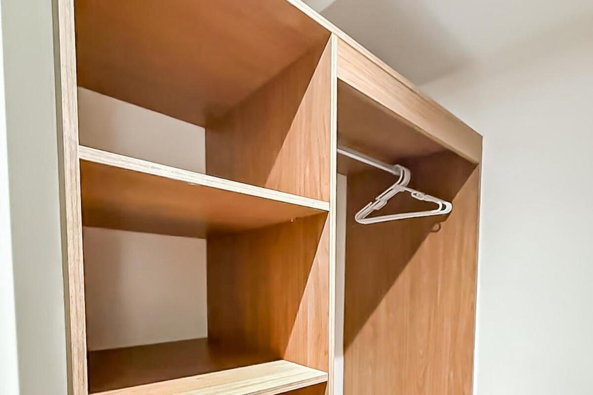Modern 2br Near Trendy Via Argentina & Metro Apartment